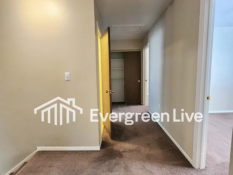 4200 Lew Wallace Dr — Photo 13