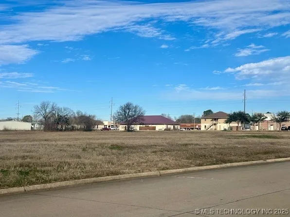 Criswell Blvd, Durant, OK 74701