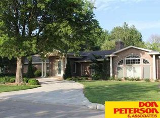 615 S 6th St, Pender, NE 68047