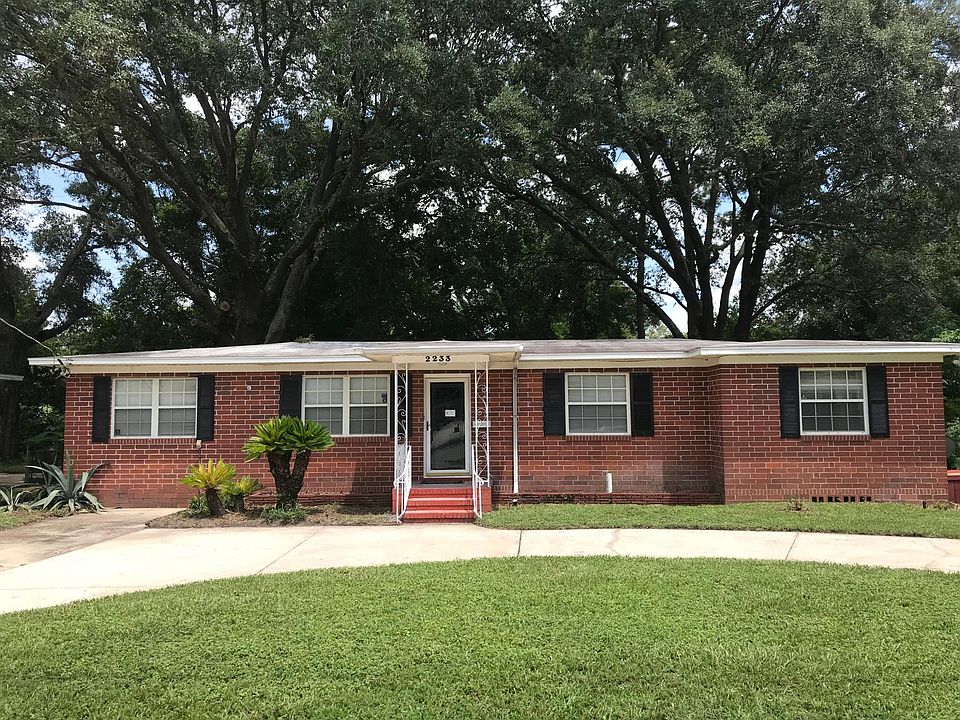 4 BR/3 Ba 1740 sq. ft.