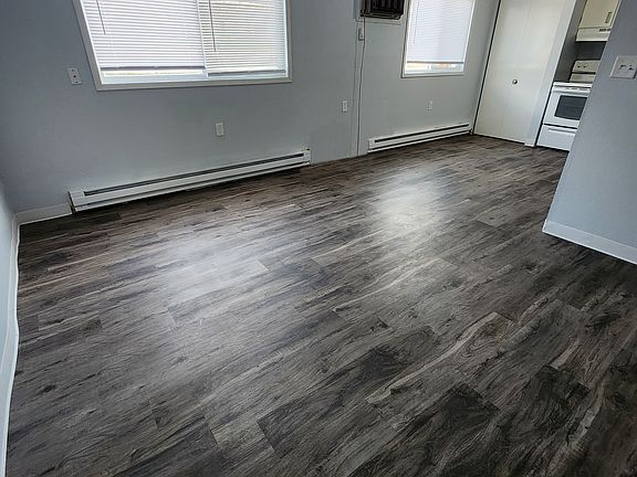 2nd image of 3265 8th St APT 4