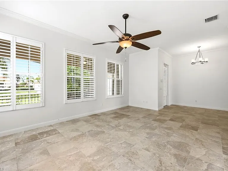 7681 Sicilia Ct — Photo 7