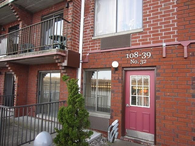 1st image of 10839 Seaview Ave APT 32A