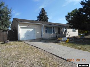 503 E Murray St, Rawlins, WY 82301
