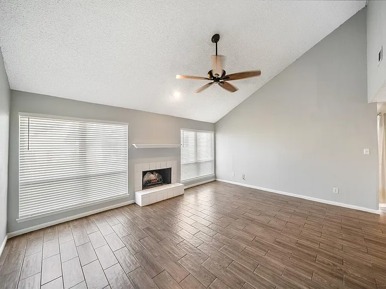 20309 Sunny Shores Dr #C — Photo 3