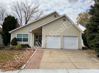 8285 Iris Ct, Arvada, CO 80005
