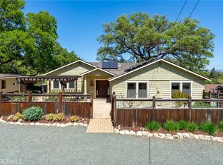 1105 Chestnut St, Paso Robles, CA 93446