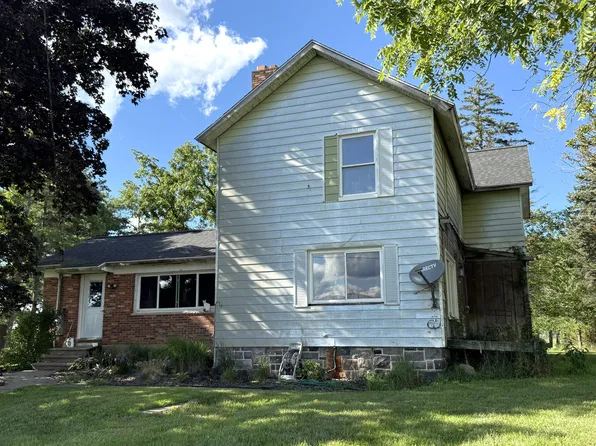 11720 S M 66 Hwy, Bellevue, MI 49021