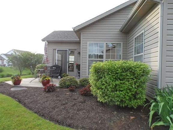5th image of 3916 Regal Valley Dr