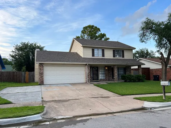 1519 Carlsbad Dr, Arlington, TX 76018