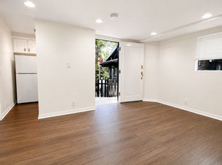 1908 Hillcrest Rd #1916, Los Angeles, CA 90068