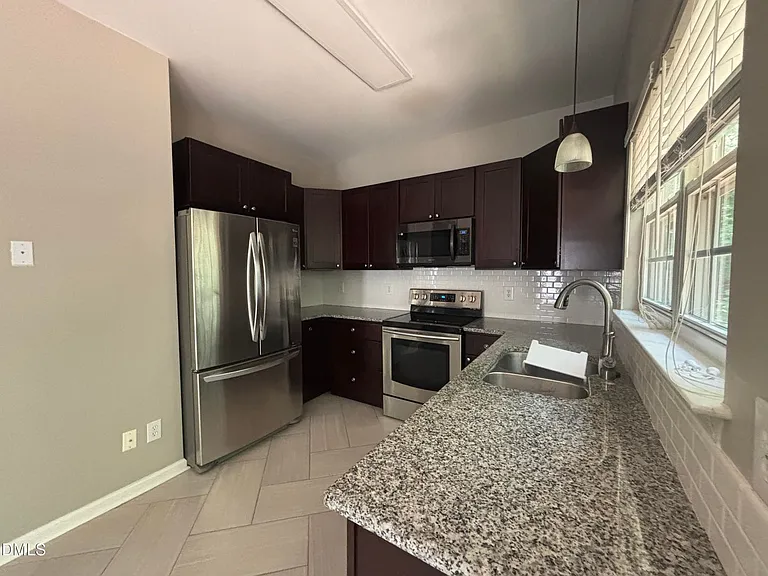 2101 Jerimouth Dr — Photo 28