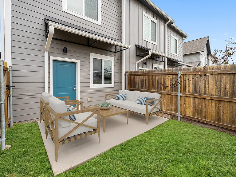 Townhomes at Twenty01 — Photo 10