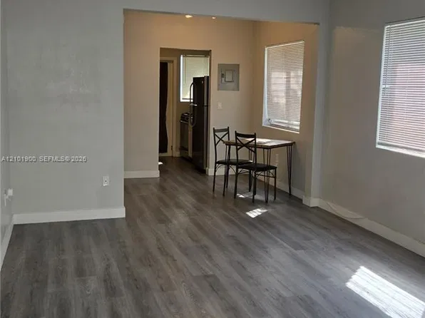 934 Meridian Ave, Miami Beach, FL