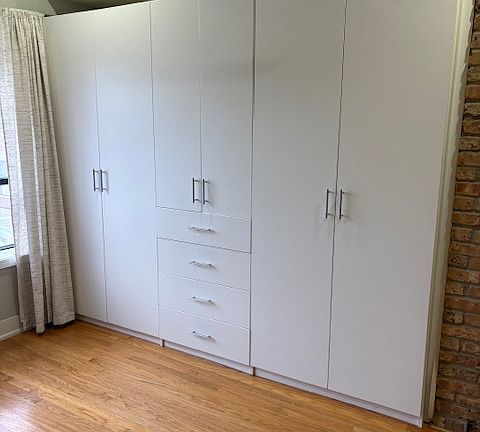 Custom closet