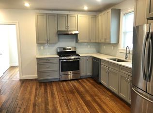 37 Webster St #1, Newport, RI 02840