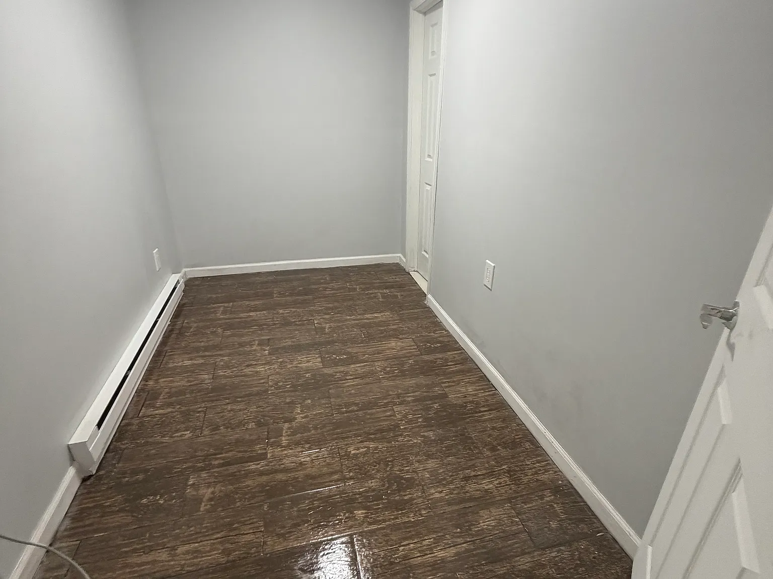 2 bed, $1,100 — Photo 2