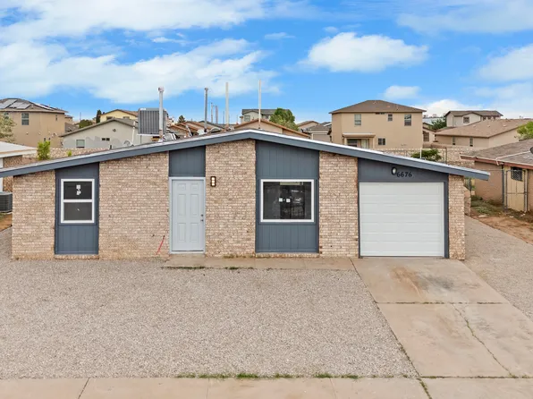 6676 Tiger Eye Dr, El Paso, TX 79924