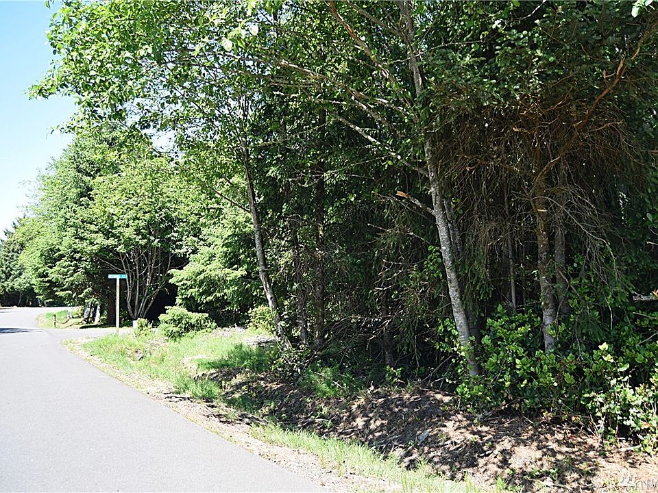 1st image of 339 Redwood Ct SE