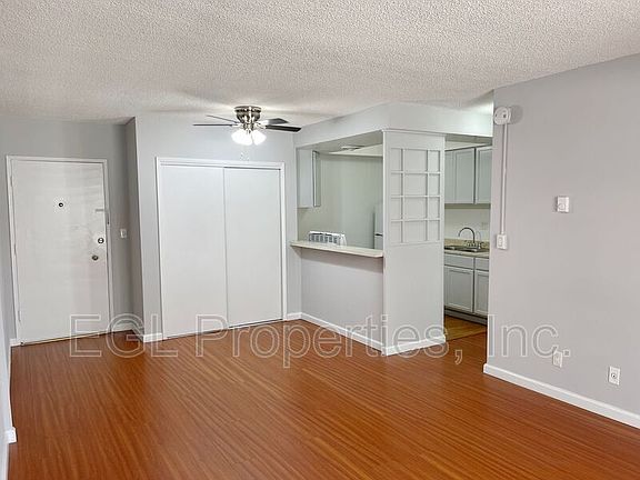 2nd image of 7235 Hollywood Blvd #W107