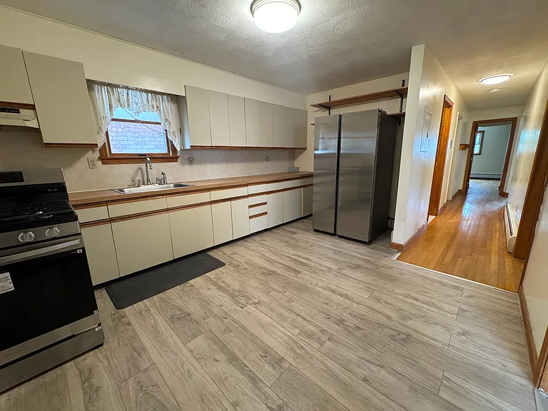 397 Somerville Ave #2 — Photo 2