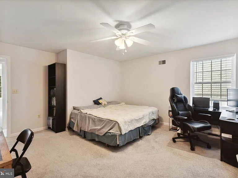 535 Gerhard St #1 — Photo 20