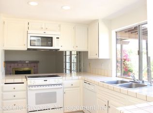 9950 Cliffview Pl, Spring Valley, CA 91977