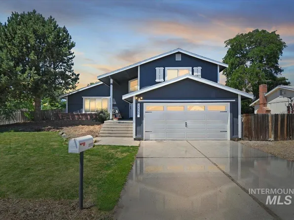 2207 NW 15th St, Meridian, ID 83646