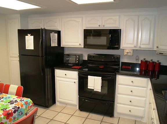3rd image of 104 Parade Dr #17