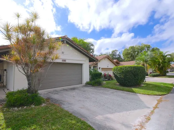 5616 Hammock Lane #114, Lauderhill, FL 33319