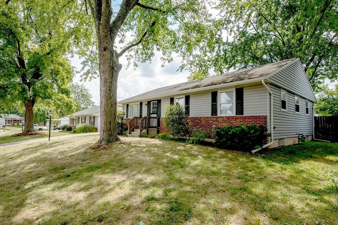 4175 Grayfriars Ln photo 1