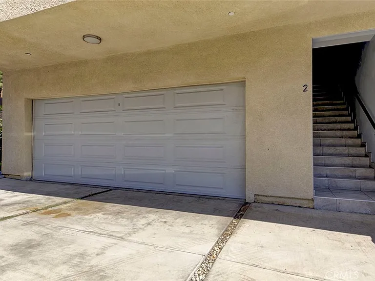 6821 Agnes Ave — Photo 8