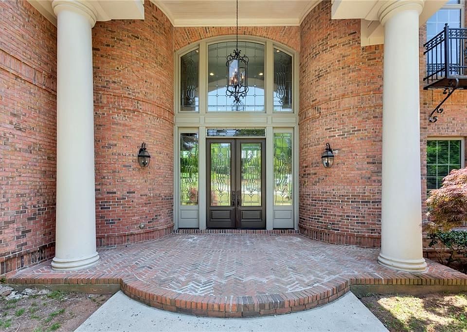 1481 Jones Rd, Roswell, GA 30075 Zillow