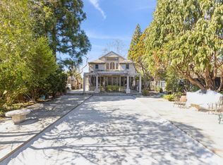 4 Cozzens Ln, Amagansett, NY 11930