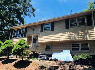 132 Russell St, New Haven, CT 06513