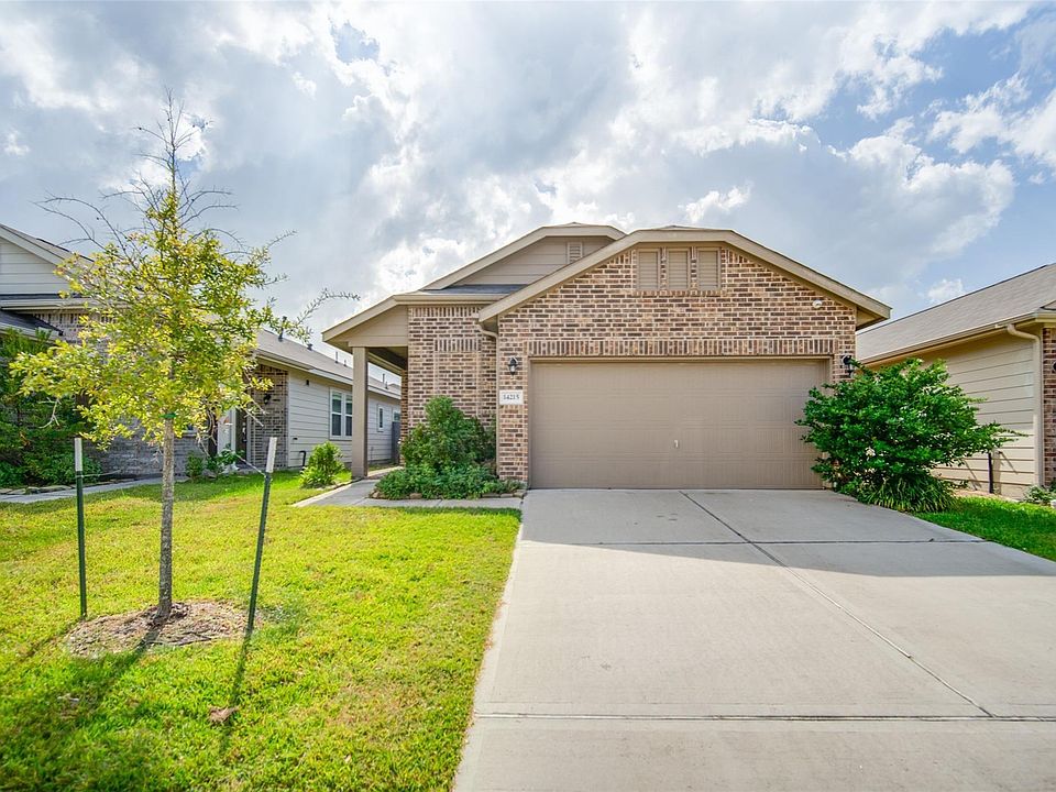 1st image of 14215 Campo Vista Dr
