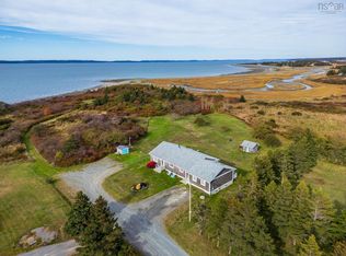 63 Dixon Rd, Grosses Coques, NS B0W1M0