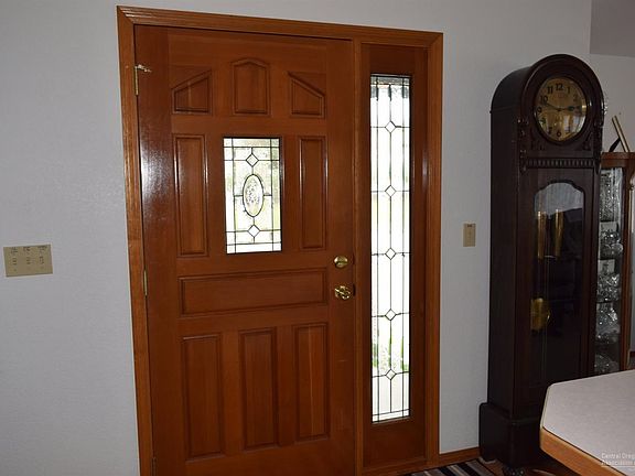 5th image of 1184 NE Tamarack Ct