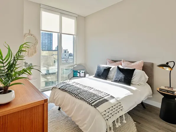 92-29 Guy R Brewer Boulevard image 2 of 19