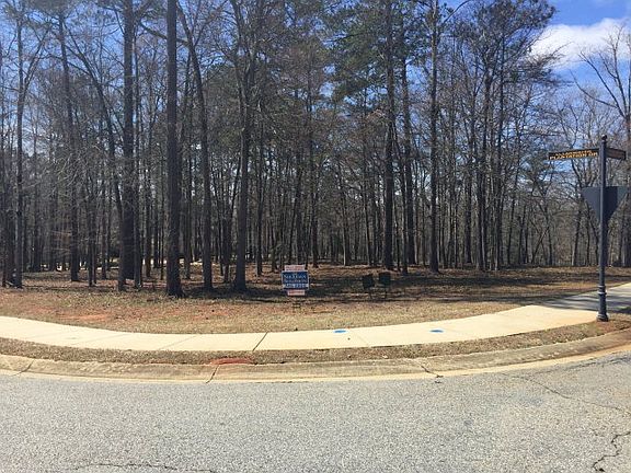 5th image of 131 Clearwater Plantation Dr