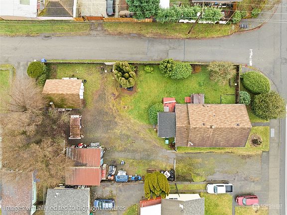 5th image of 2406 I Street NE