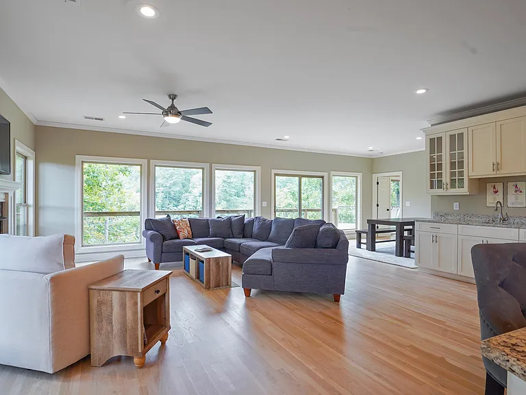 290 Paint Creek Ln — Photo 12