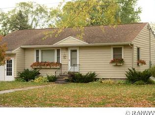 1702 1st Ave E, Menomonie, WI 54751