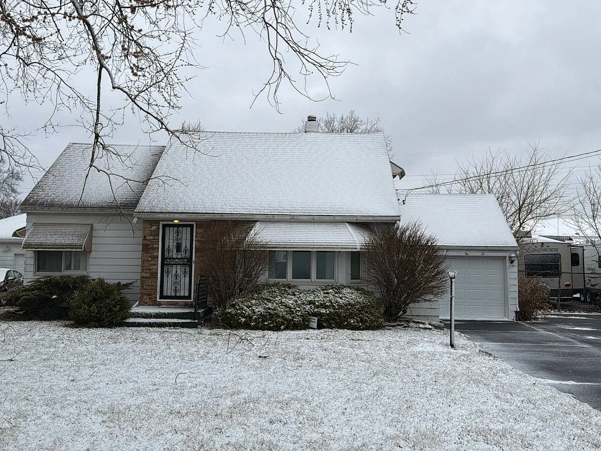 1022 Lorene Ave photo 1