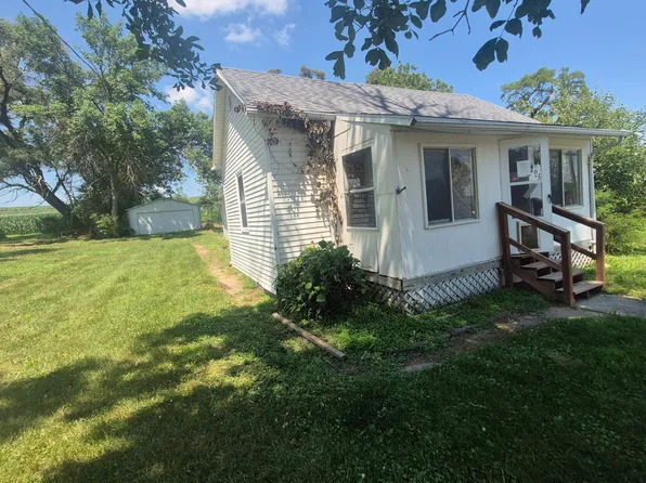 205 1st Ave, Persia, IA 51563