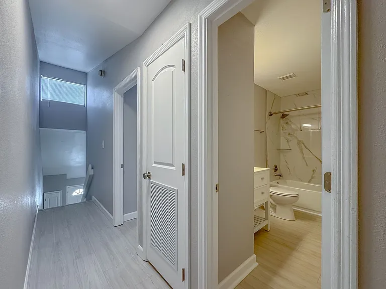 2465 Talco Hills Dr #C — Photo 26