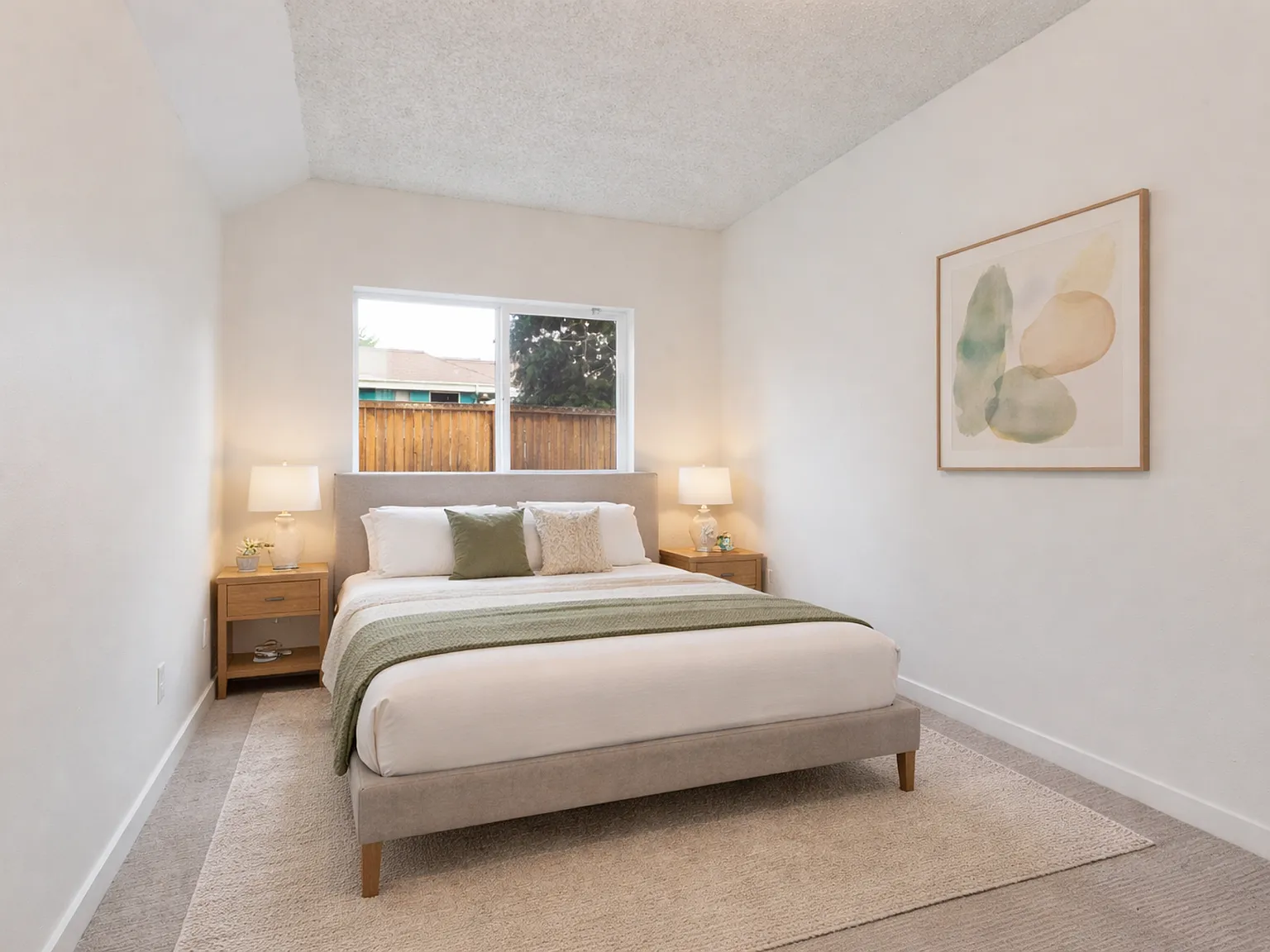 15015 Shoreline Apartments — Photo 2