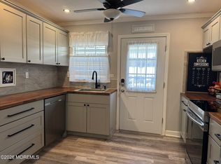 49C Cambridge Ct #100C, Lakewood, NJ