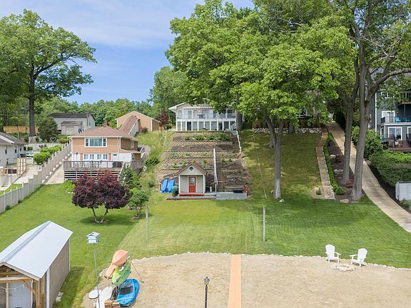 4th image of 13233 Pleasant Dr
