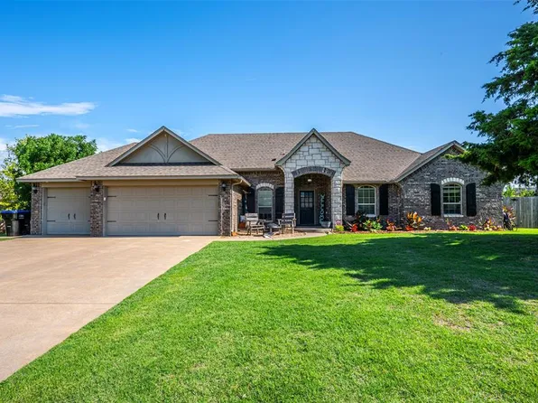7738 Highland Blvd, Edmond, OK 73025